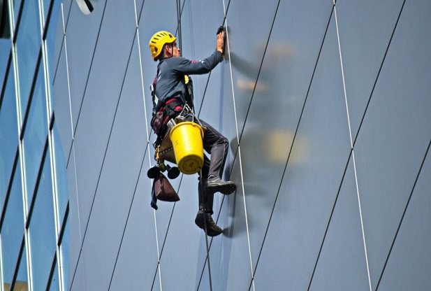 Building-Cleaning-Services